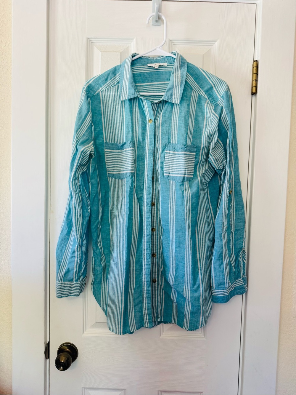 Entro‎ Turquoise White Striped Button Down Shirt Large Lightweight Cotton Top